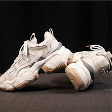 Load image into Gallery viewer, Smile Circle sneakers