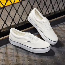 Load image into Gallery viewer, Men and women sneakers